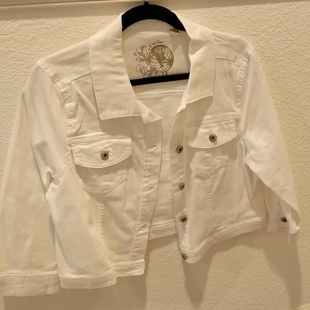 Cropped jacket